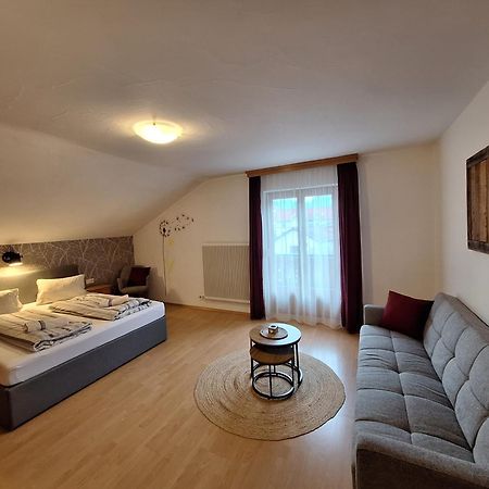 Ferienwohnung Haus Moikler Zell am Ziller Exterior foto